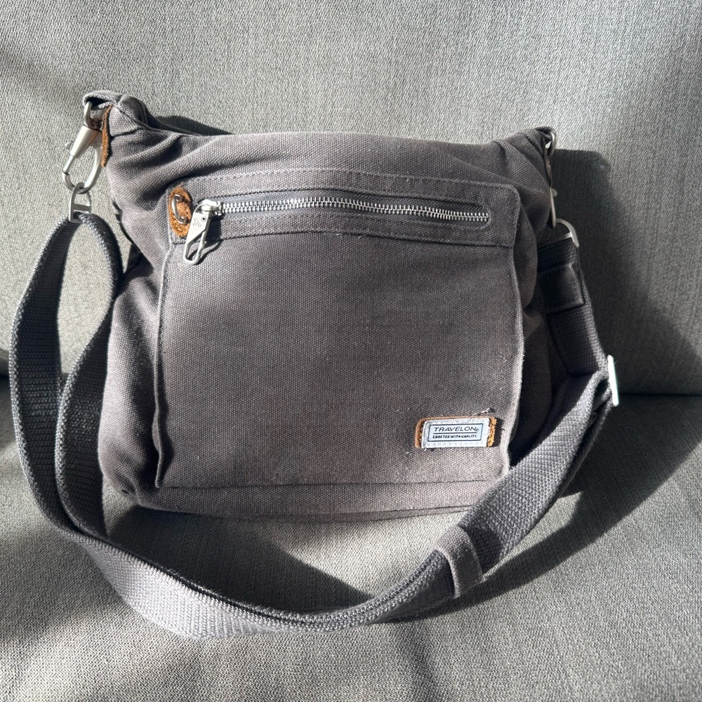Travelon Compact Crossbody Bag in Charcoal